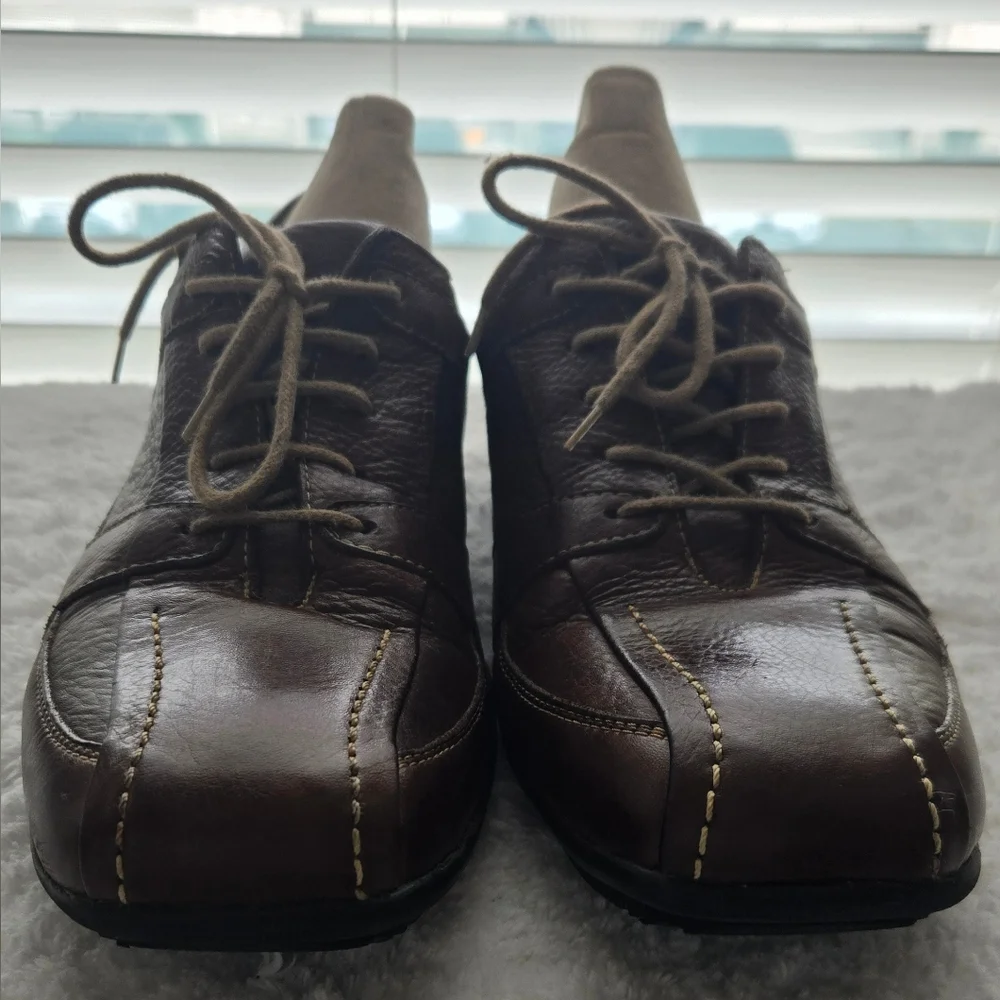 Clarks Rich Brown Leather Derbys